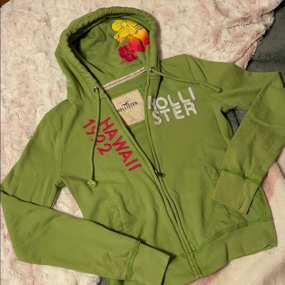 Hollister Tops - Hollister hoodie